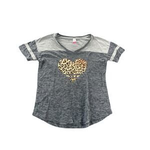No Boundaries Girls Gray Leopard Heart Short Sleeve Tee Junior's Medium 7-9